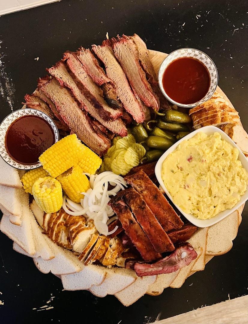 The BBQ BARN
